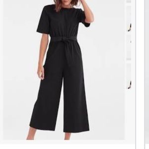 Soft versatile cult brand Vetta jumpsuit w pockets